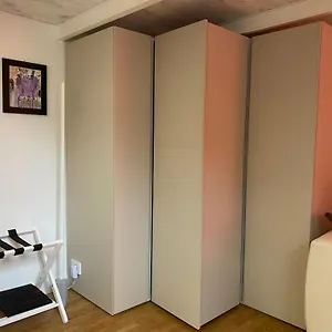 https://monolocale-sui-navigli.it-lombardy.com